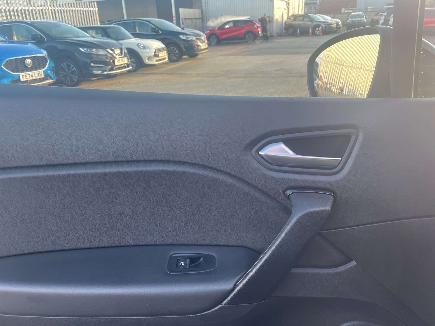 Used Renault Captur 2022 for sale - 76609406: Photo 11