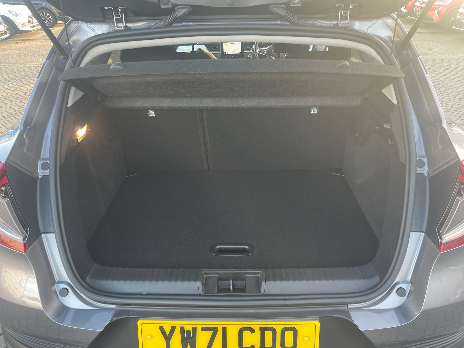 Used Renault Captur 2022 for sale - 76609406: Photo 9