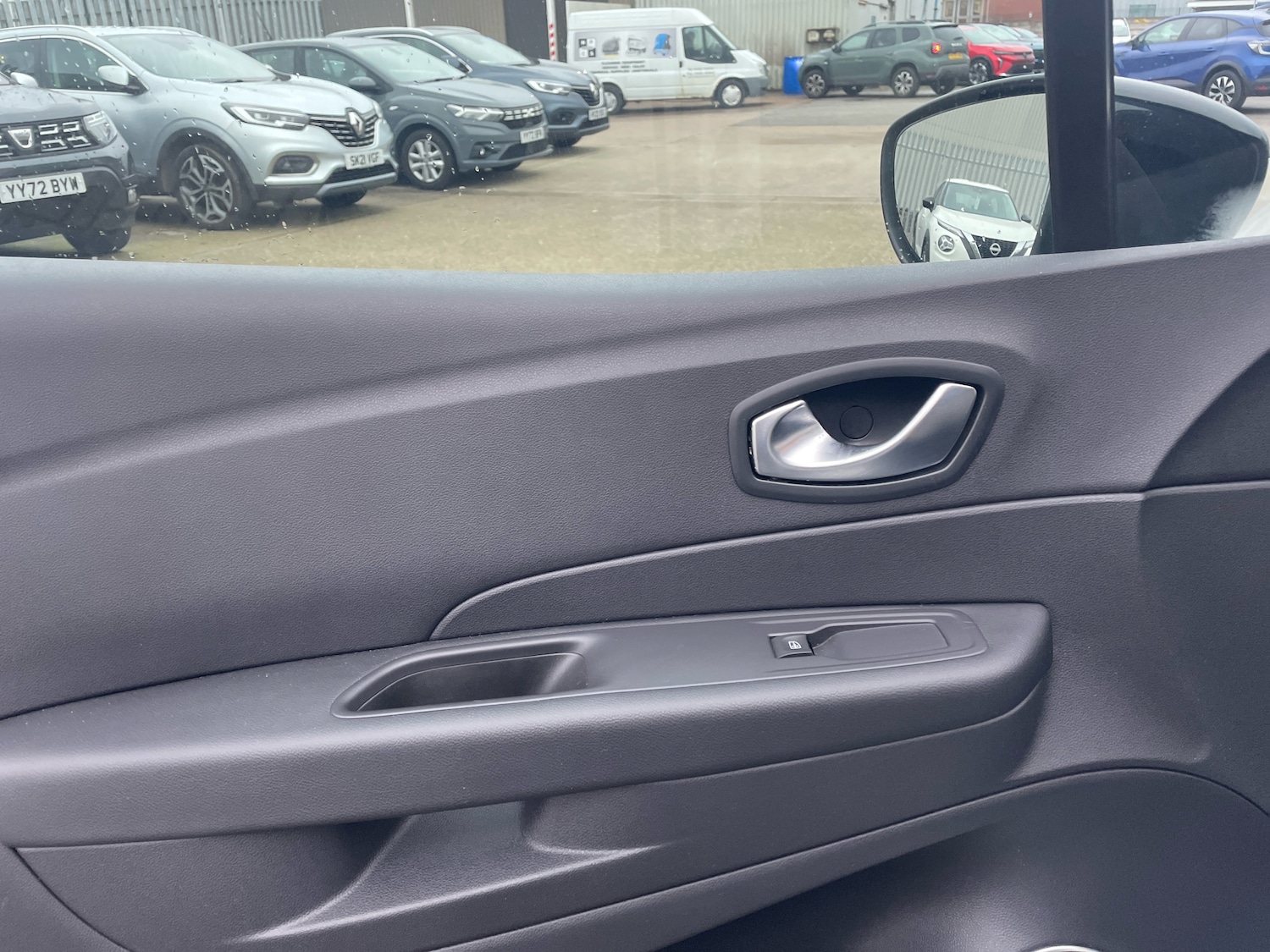 Used Renault Captur 2018 for sale - 77457904: Photo 11