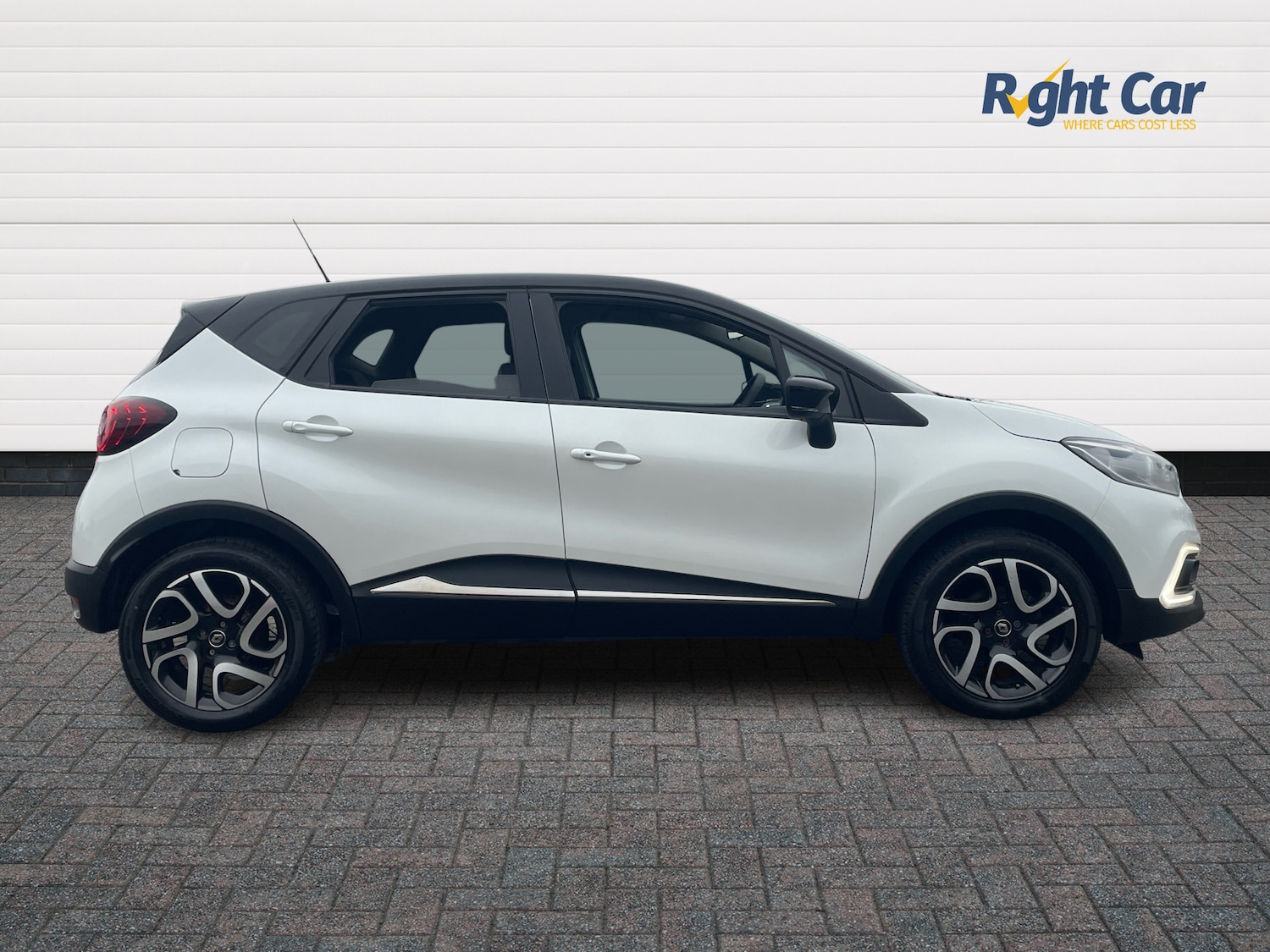 Used Renault Captur 2018 for sale - 77457904: Photo 4
