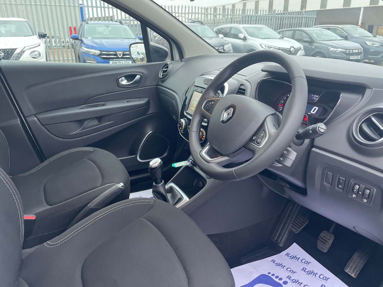 Used Renault Captur 2018 for sale - 77457904: Photo 6