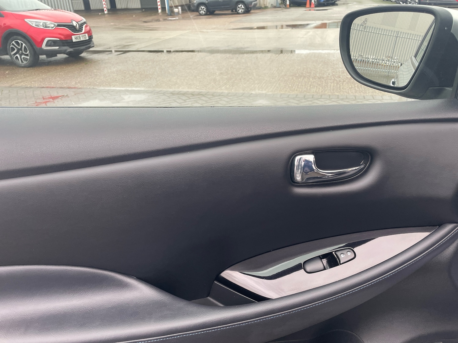 Used Nissan Leaf 2022 for sale - 76901547: Photo 11