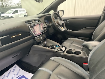 Used Nissan Leaf 2022 for sale - 76901547: Photo