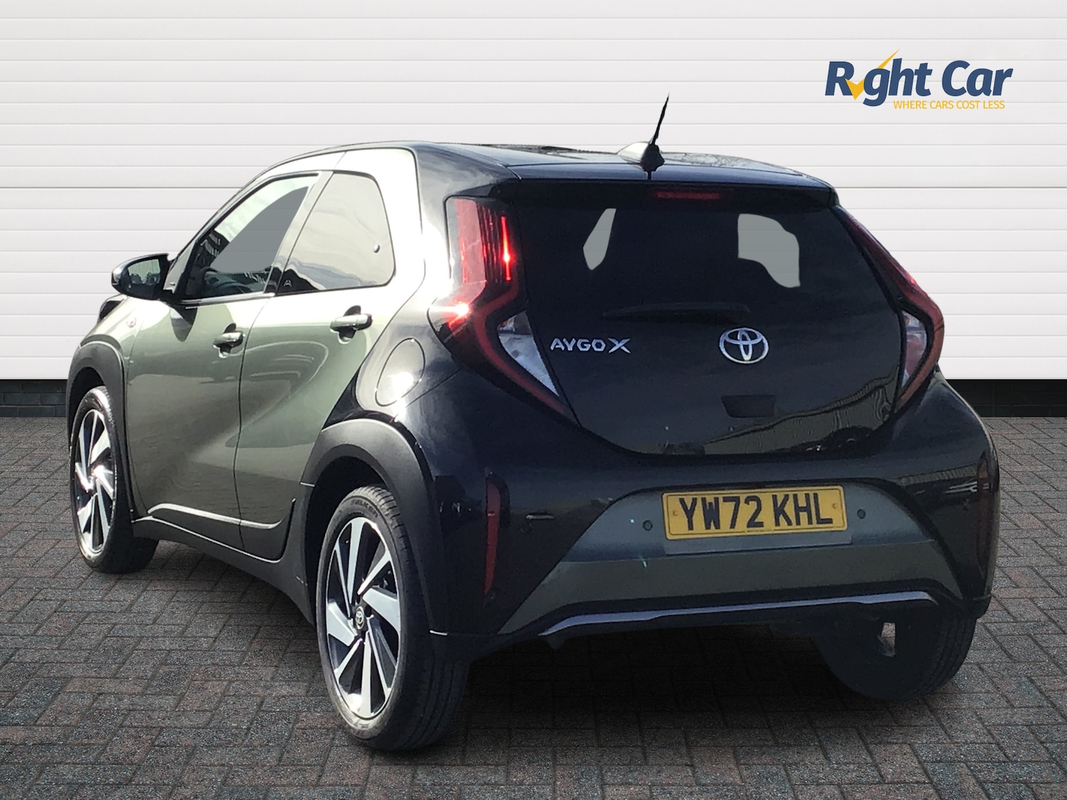 Used Toyota Aygo X 2023 for sale - 77740133: Photo 3