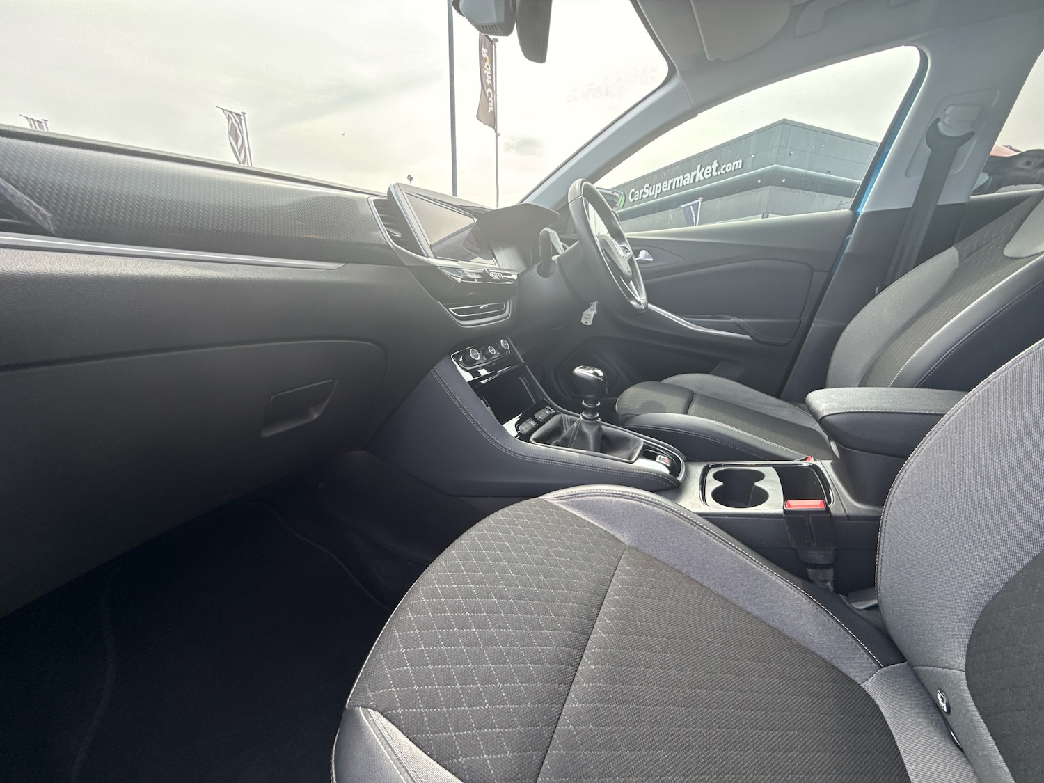 Used Vauxhall Grandland 2022 for sale - 77539907: Photo 2