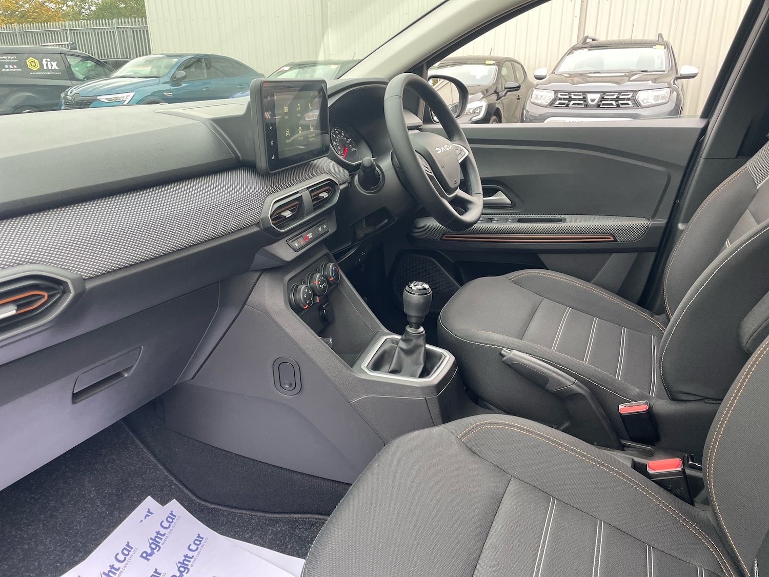 Used Dacia Sandero Stepway 2023 for sale - 76261811: Photo 2