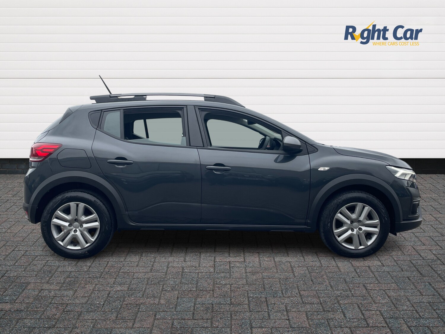 Used Dacia Sandero Stepway 2023 for sale - 76261811: Photo 4