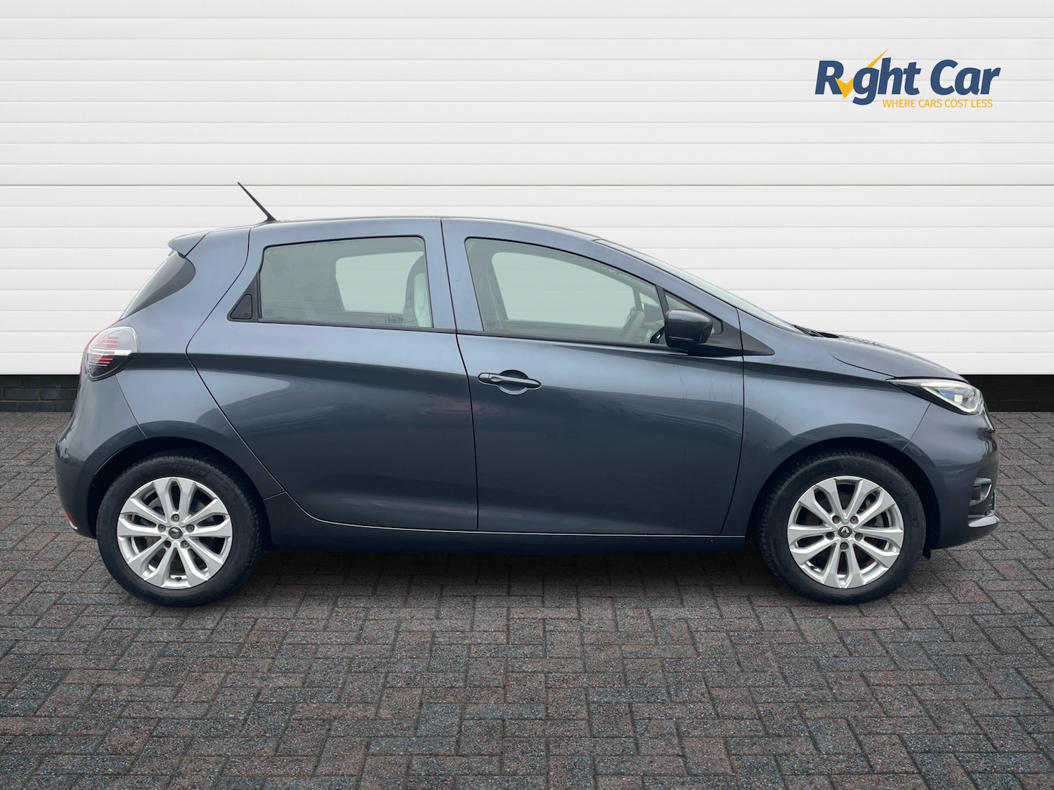 Used Renault Zoe 2021 for sale - 77442676: Photo 4