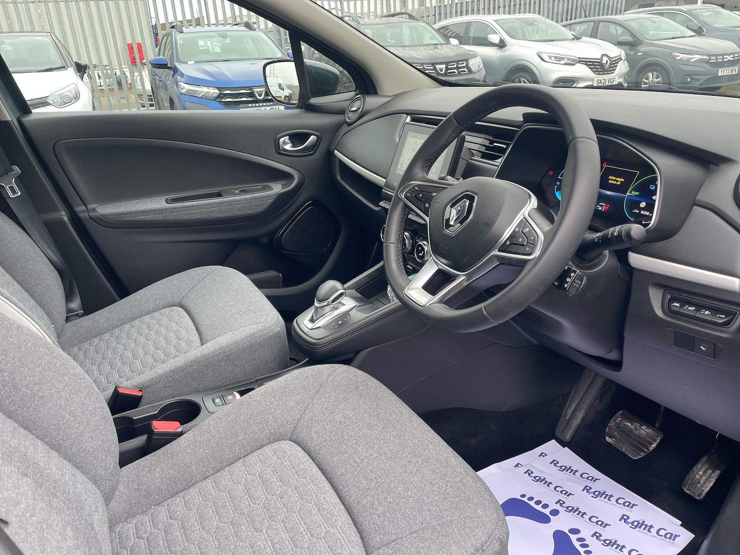Used Renault Zoe 2021 for sale - 77442676: Photo 6