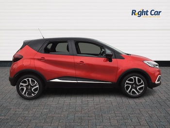 Used Renault Captur 2018 for sale - 76966832: Photo