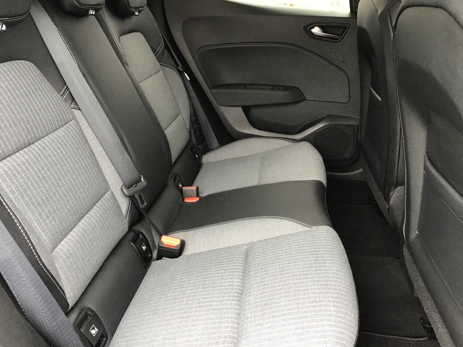 Used Renault Clio 2023 for sale - 77810281: Photo 10