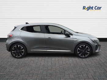 Used Renault Clio 2023 for sale - 77810281: Photo