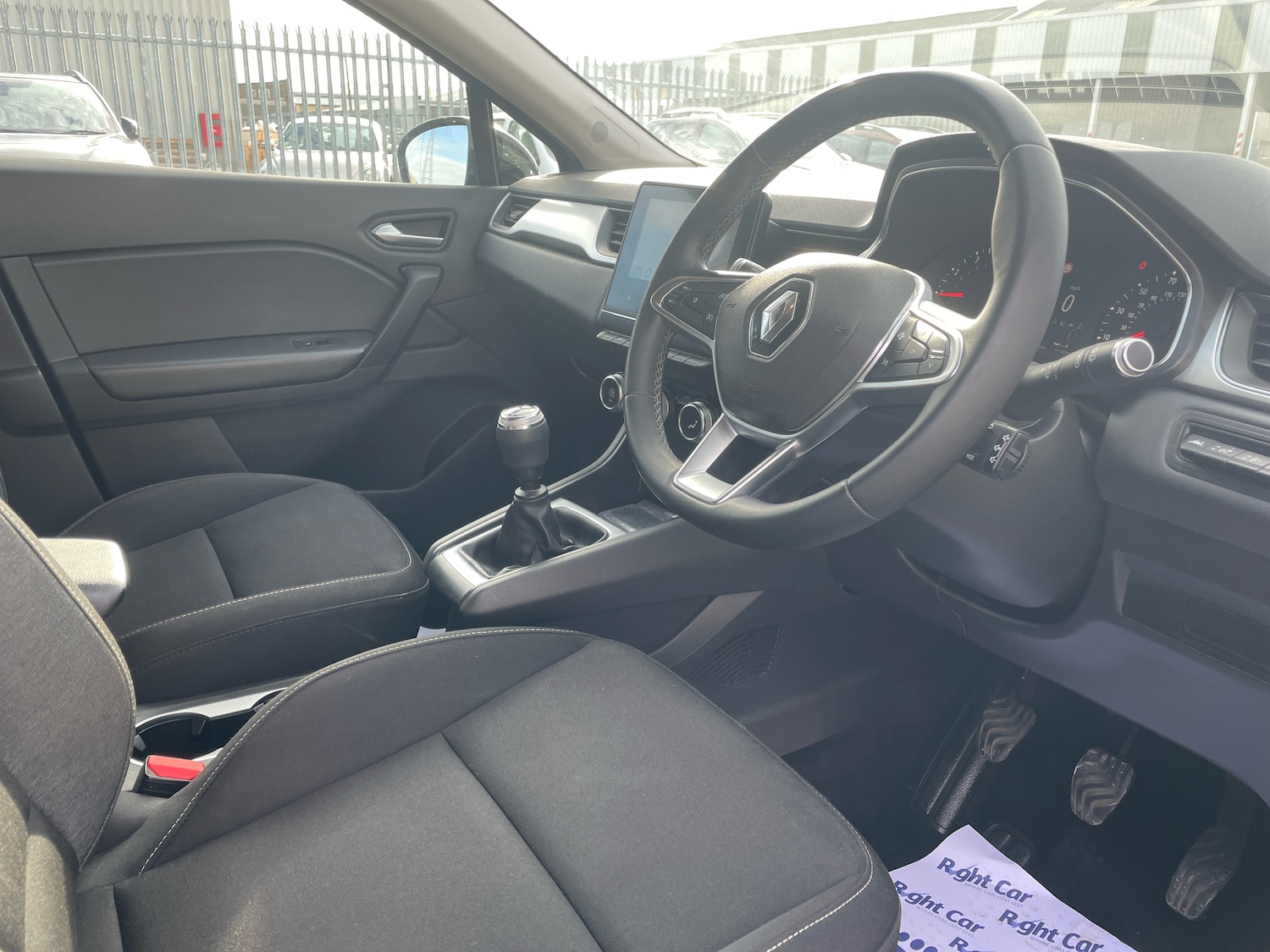 Used Renault Captur 2020 for sale - 76125151: Photo 6