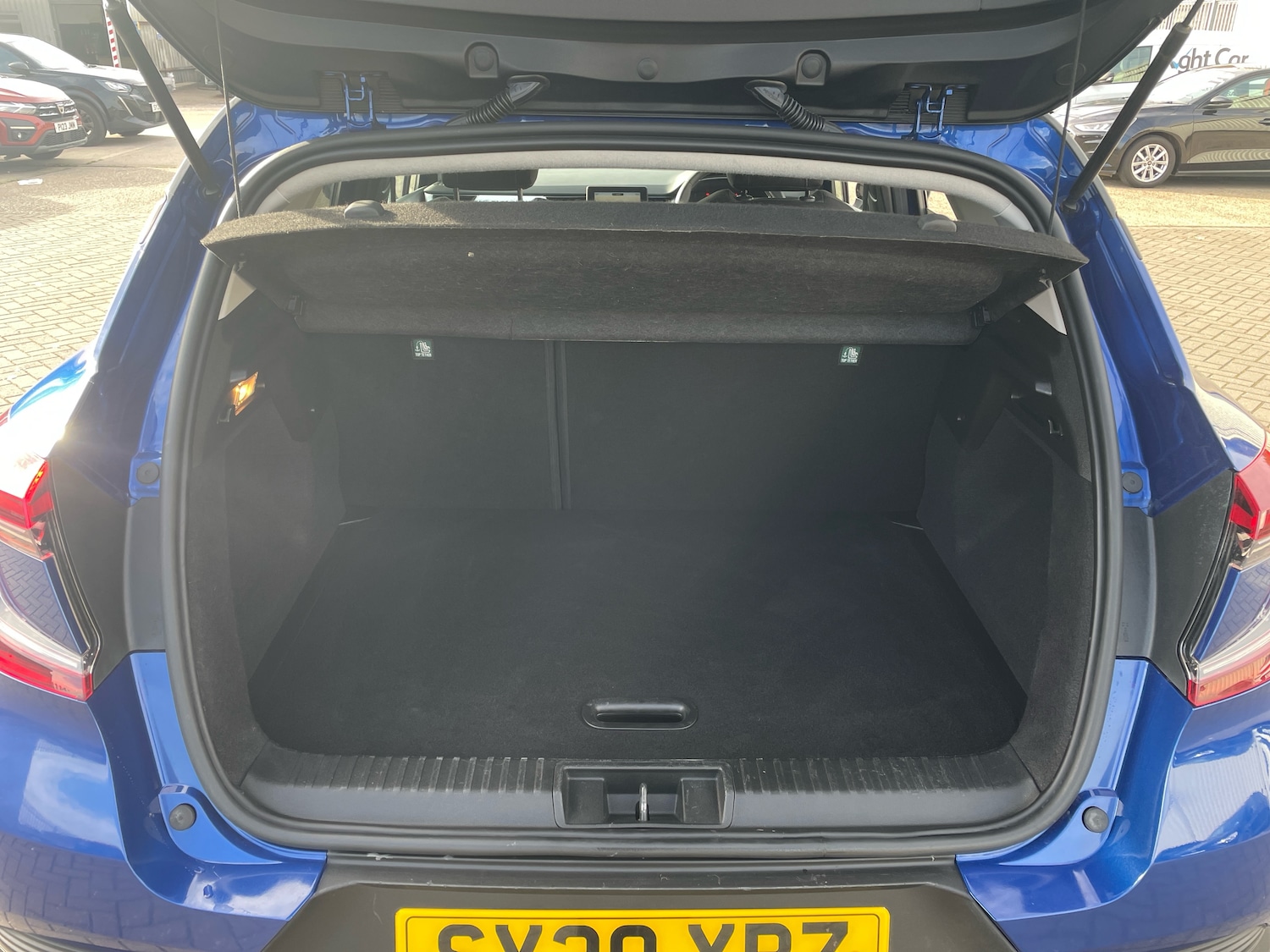 Used Renault Captur 2020 for sale - 76125151: Photo 9
