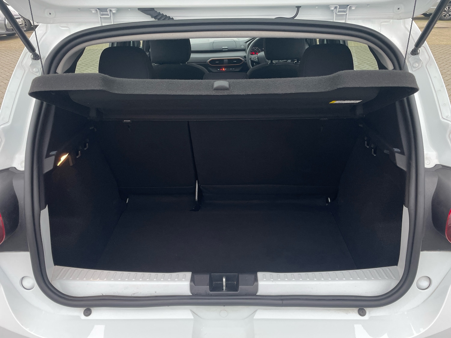 Used Dacia Sandero 2022 for sale - 77333252: Photo 9