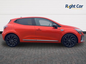 Used Renault Clio 2024 for sale - 79293956: Photo