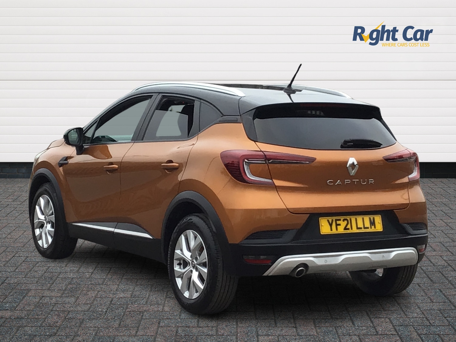 Used Renault Captur 2021 for sale - 77726212: Photo 3