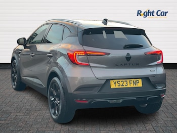 Used Renault Captur 2023 for sale - 76691631: Photo