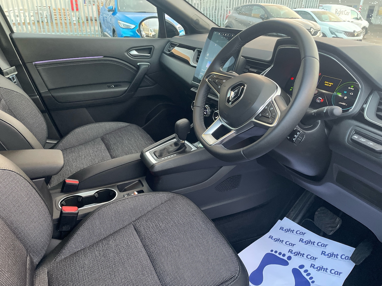 Used Renault Captur 2023 for sale - 76691631: Photo 6