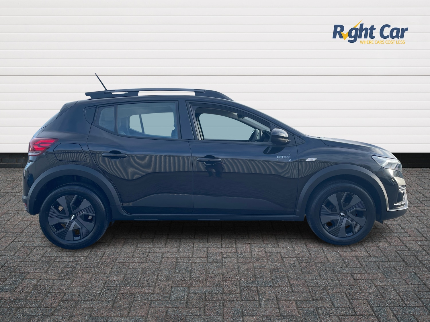 Used Dacia Sandero Stepway 2024 for sale - 76842219: Photo 4