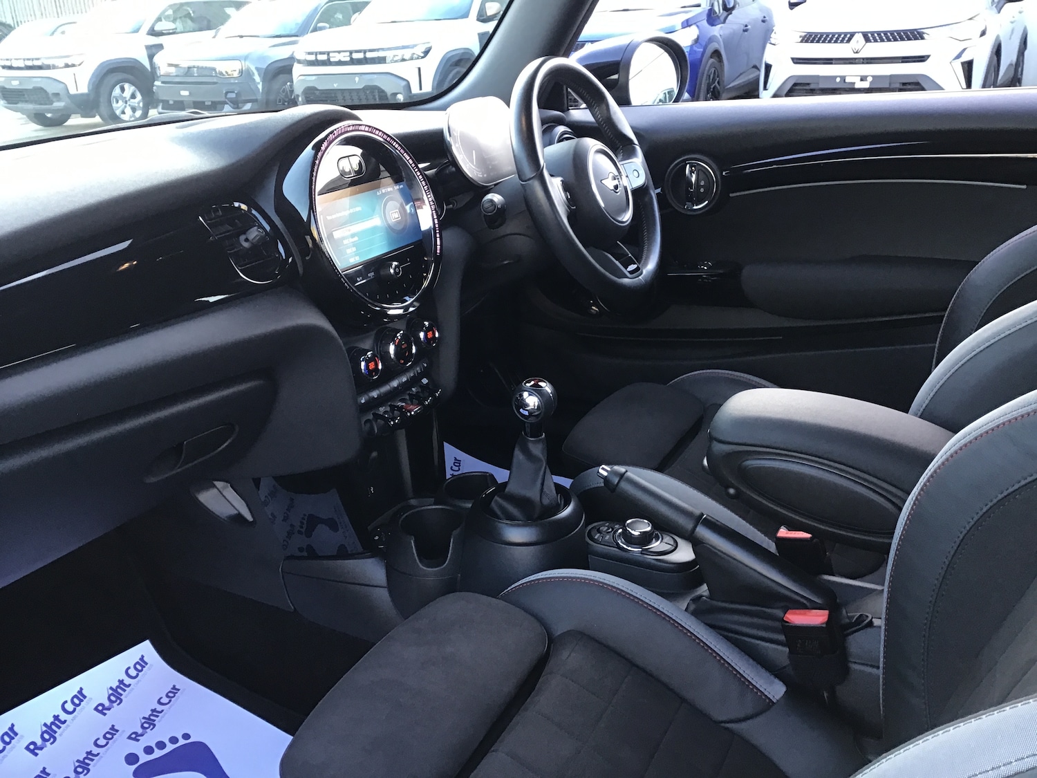 Used MINI Hatch 2023 for sale - 77726213: Photo 2