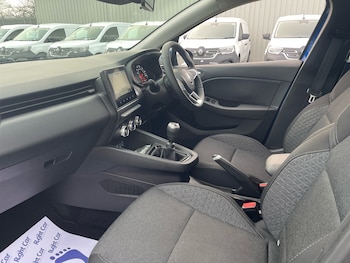 Used Renault Clio 2022 for sale - 77067940: Photo