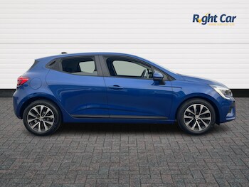 Used Renault Clio 2022 for sale - 77067940: Photo