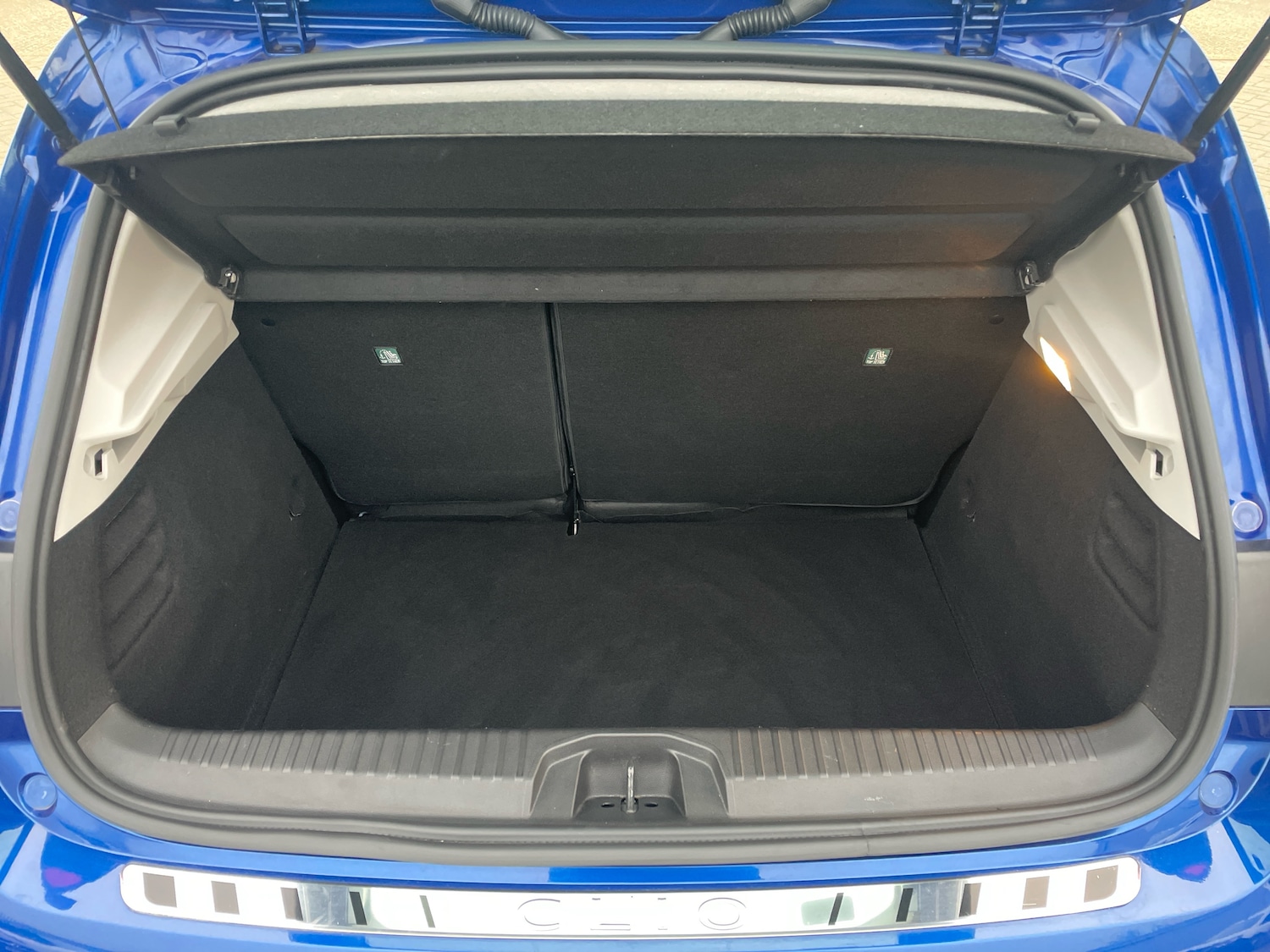 Used Renault Clio 2022 for sale - 77067940: Photo 9