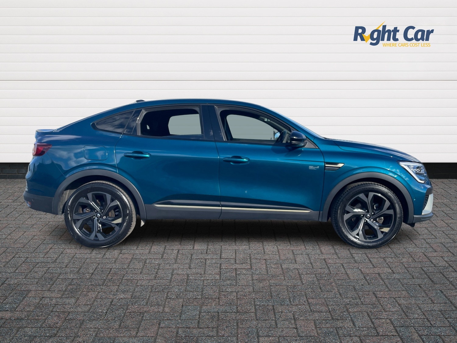 Used Renault Arkana 2023 for sale - 78036847: Photo 4