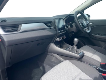 Used Renault Captur 2022 for sale - 79293964: Photo