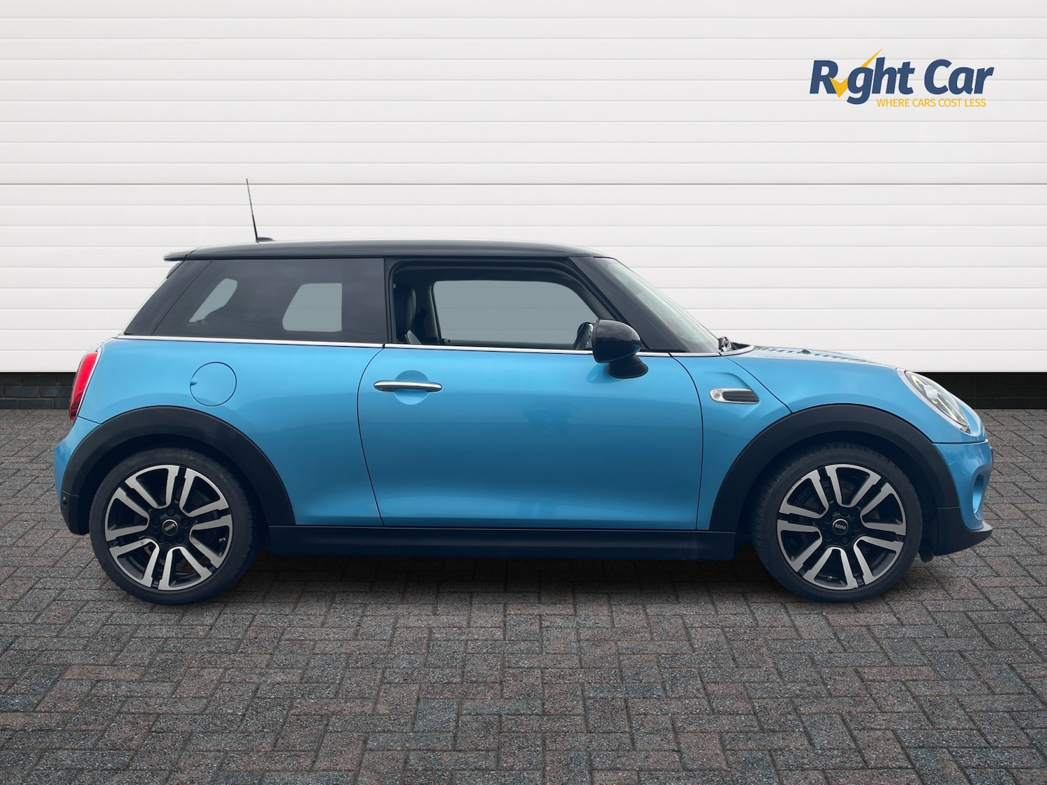 Used MINI Hatch 2019 for sale - 76563398: Photo 4