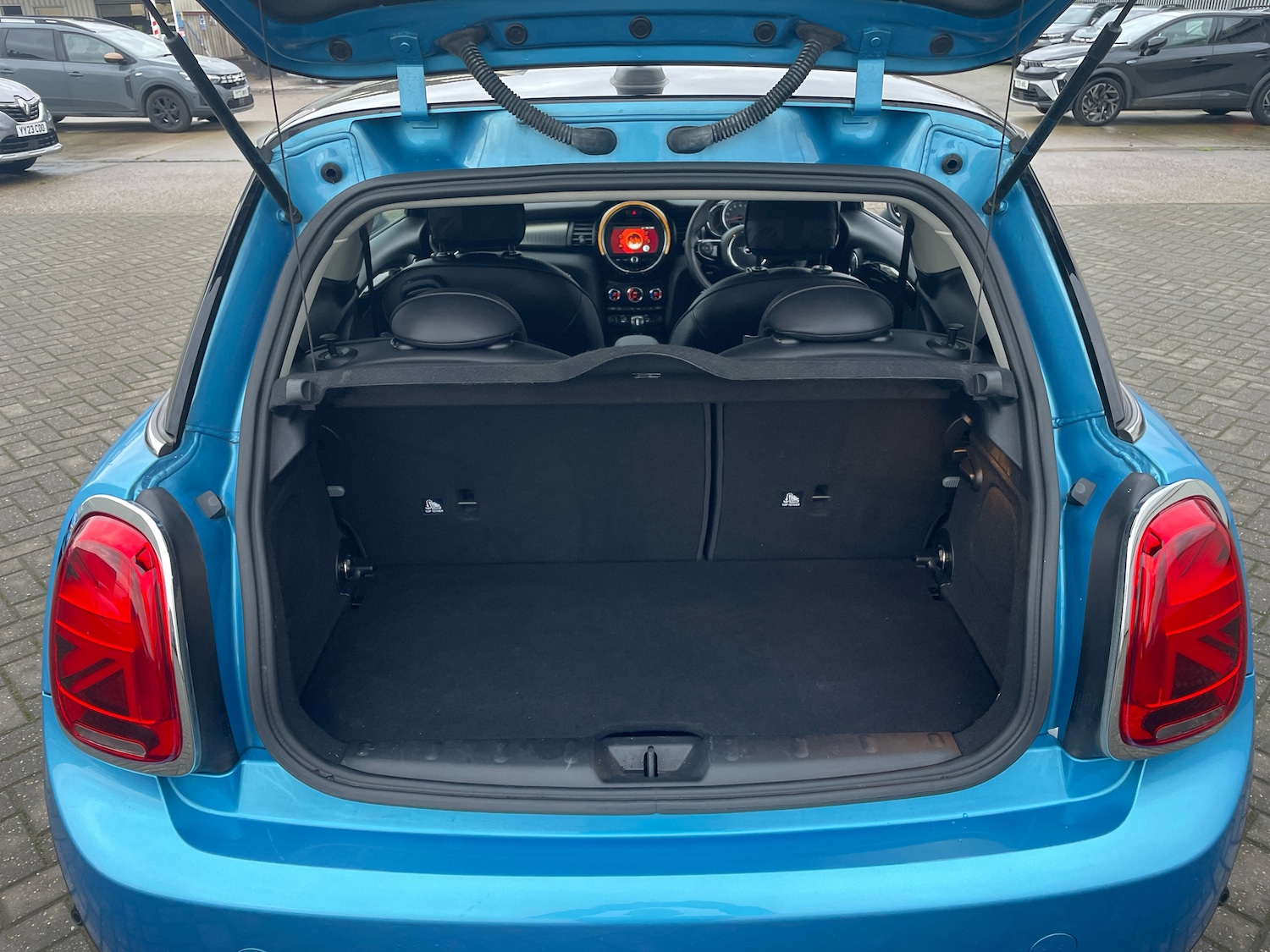 Used MINI Hatch 2019 for sale - 76563398: Photo 9