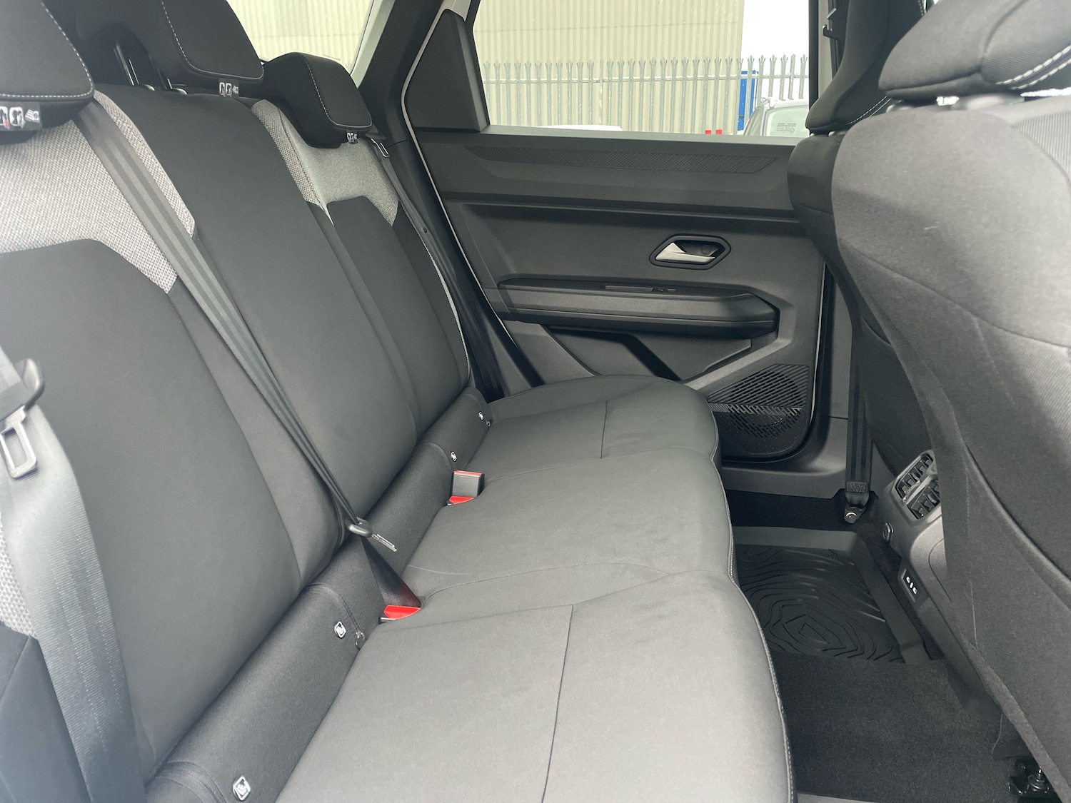 Used Dacia Bigster 2025 for sale - 76563395: Photo 10