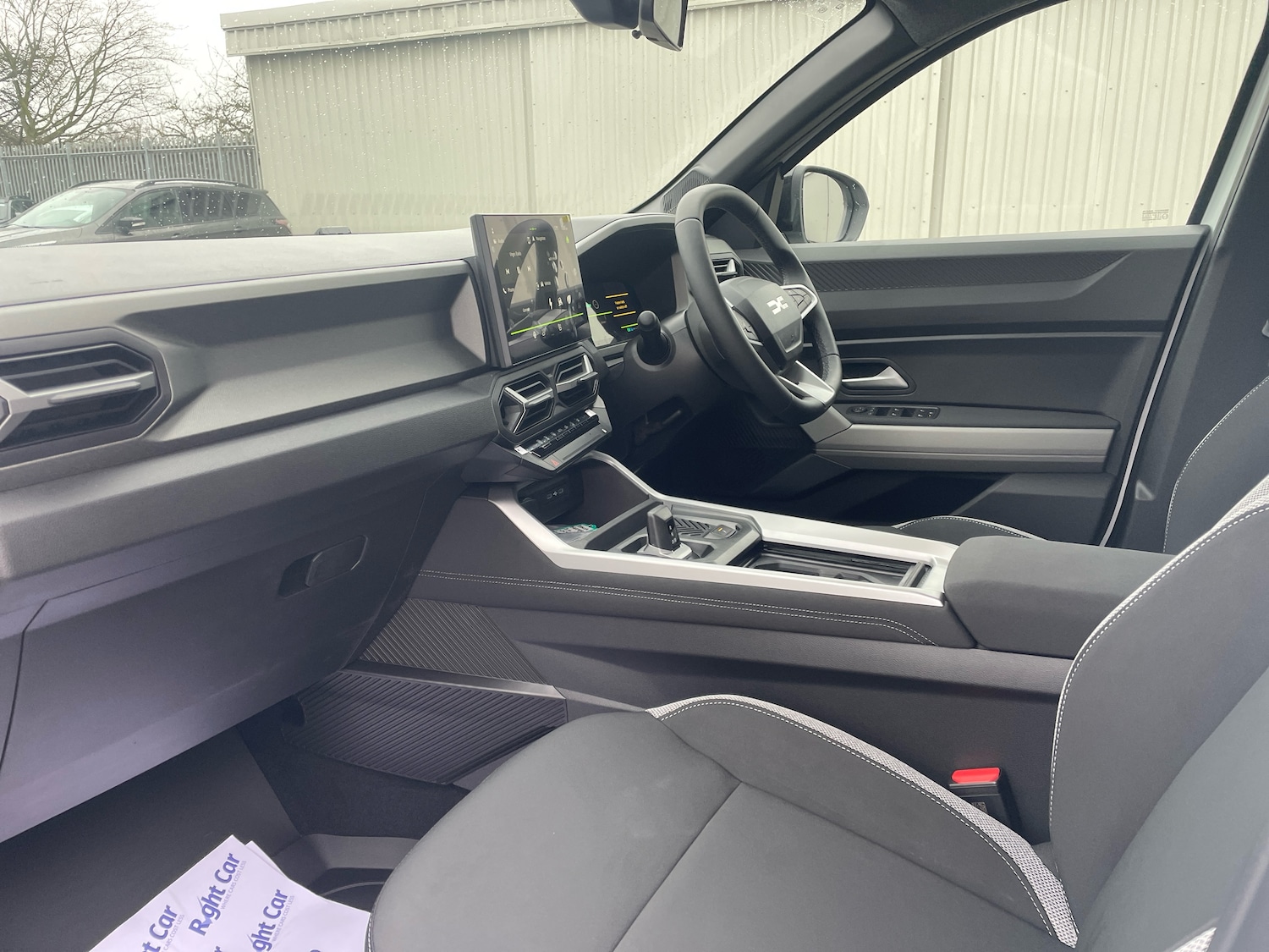 Used Dacia Bigster 2025 for sale - 76563395: Photo 2