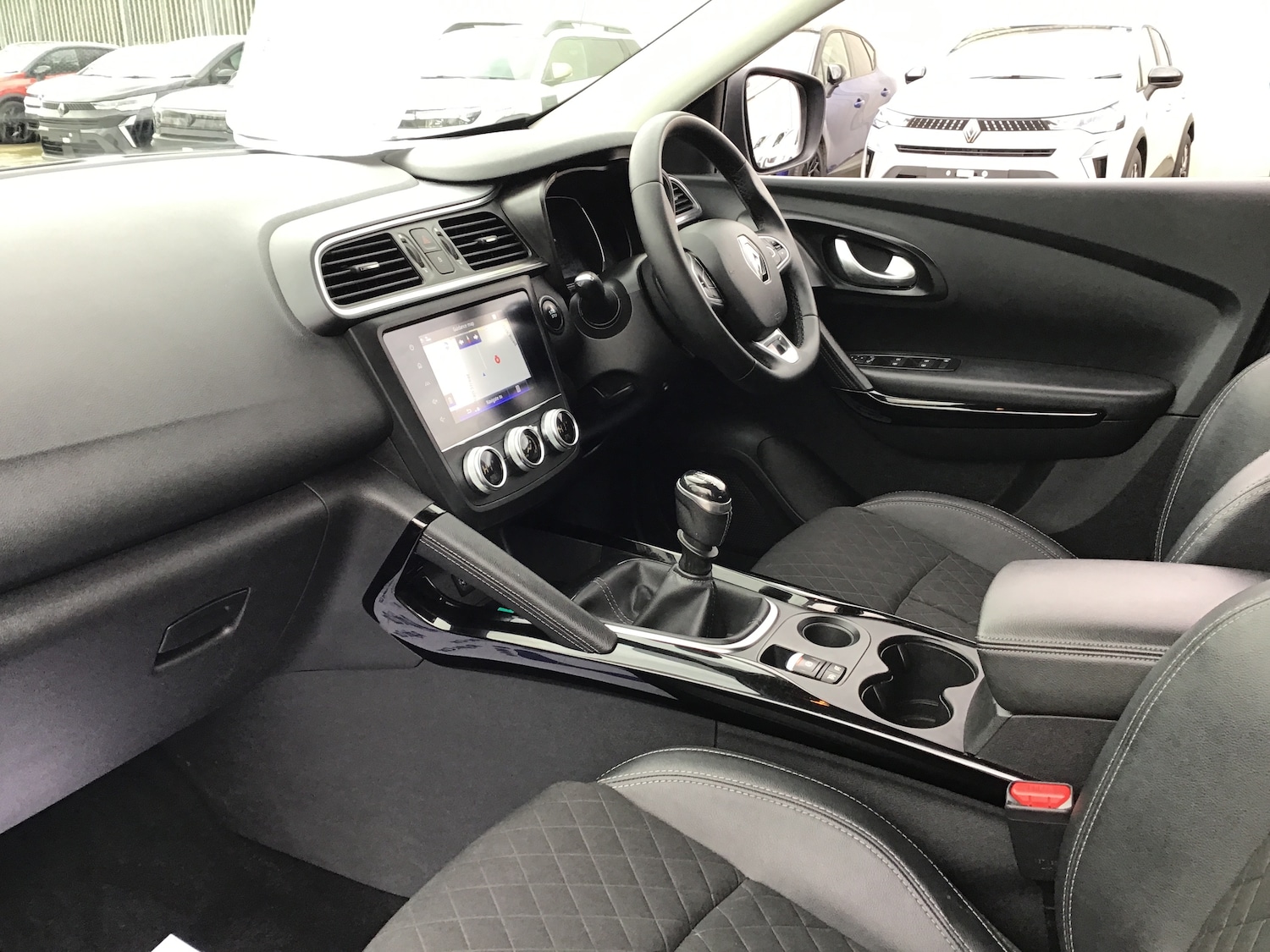 Used Renault Kadjar 2020 for sale - 77885504: Photo 2