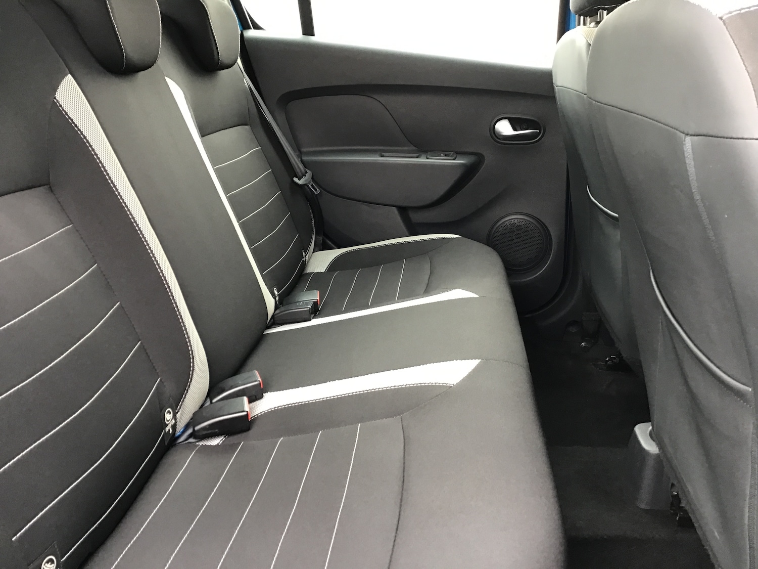 Used Dacia Sandero Stepway 2018 for sale - 77885498: Photo 10