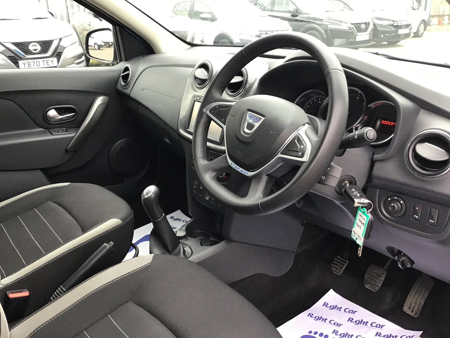 Used Dacia Sandero Stepway 2018 for sale - 77885498: Photo 6