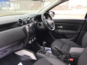 Used Dacia Duster 2023 for sale - 78089119: Photo