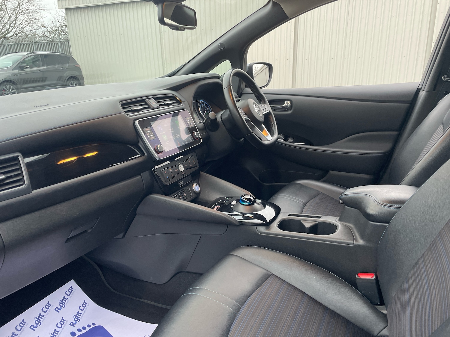 Used Nissan Leaf 2021 for sale - 76563397: Photo 2