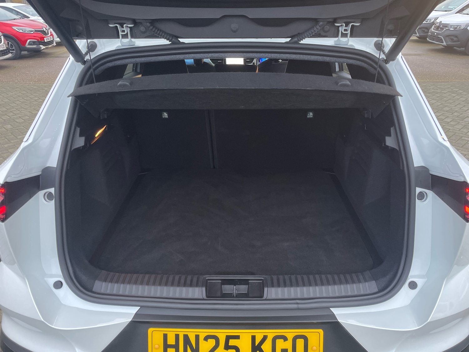 Used Renault Other 2025 for sale - 77031557: Photo 9