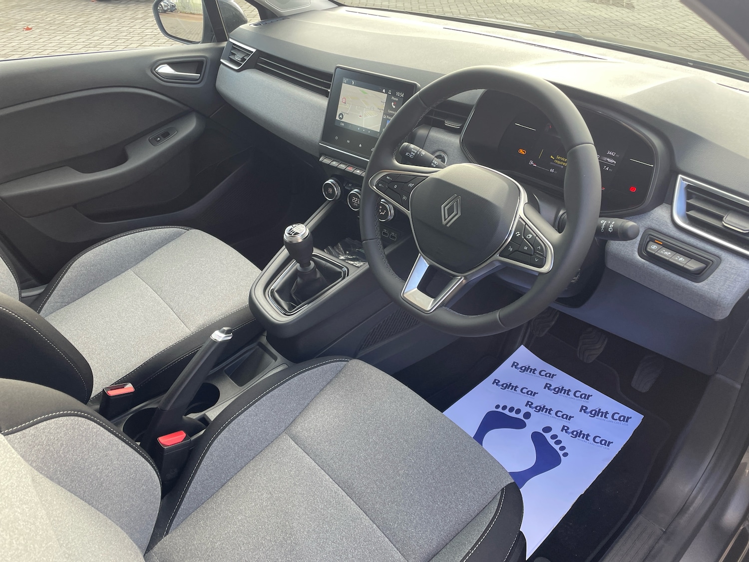 Used Renault Clio 2024 for sale - 76339070: Photo 6