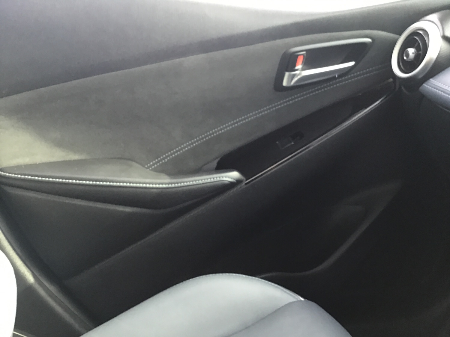 Used Mazda Mazda2 2020 for sale - 77413965: Photo 11