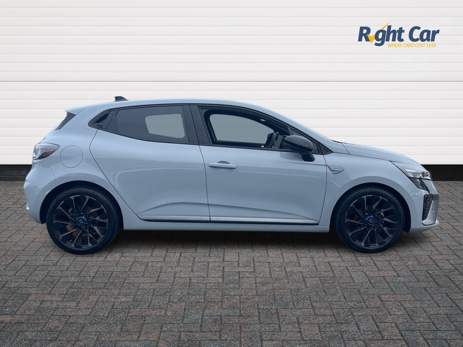Used Renault Clio 2025 for sale - 77031555: Photo 4