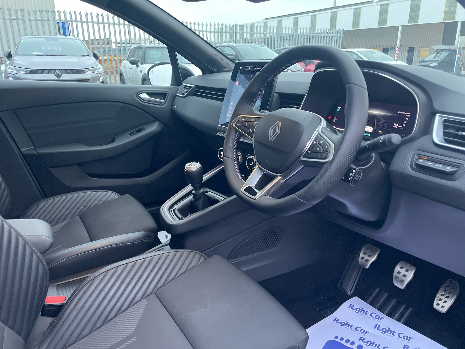 Used Renault Clio 2025 for sale - 77031555: Photo 6