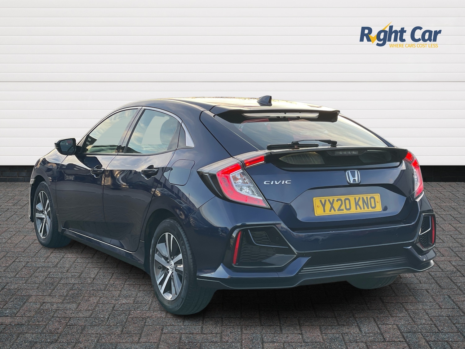 Used Honda Civic 2020 for sale - 76661124: Photo 3