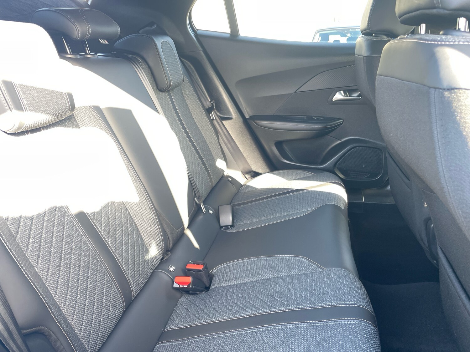 Used Peugeot 2008 2024 for sale - 78049840: Photo 10