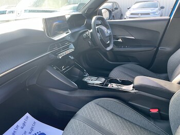 Used Peugeot 2008 2024 for sale - 78049840: Photo