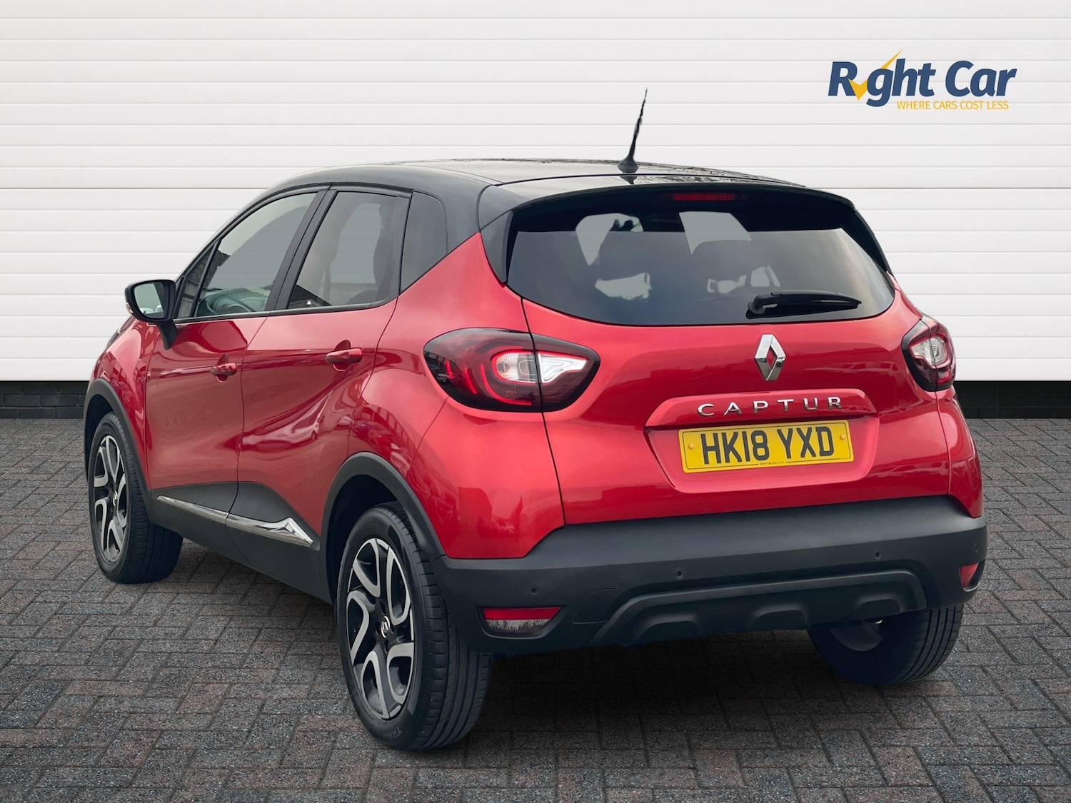Used Renault Captur 2018 for sale - 77067945: Photo 3