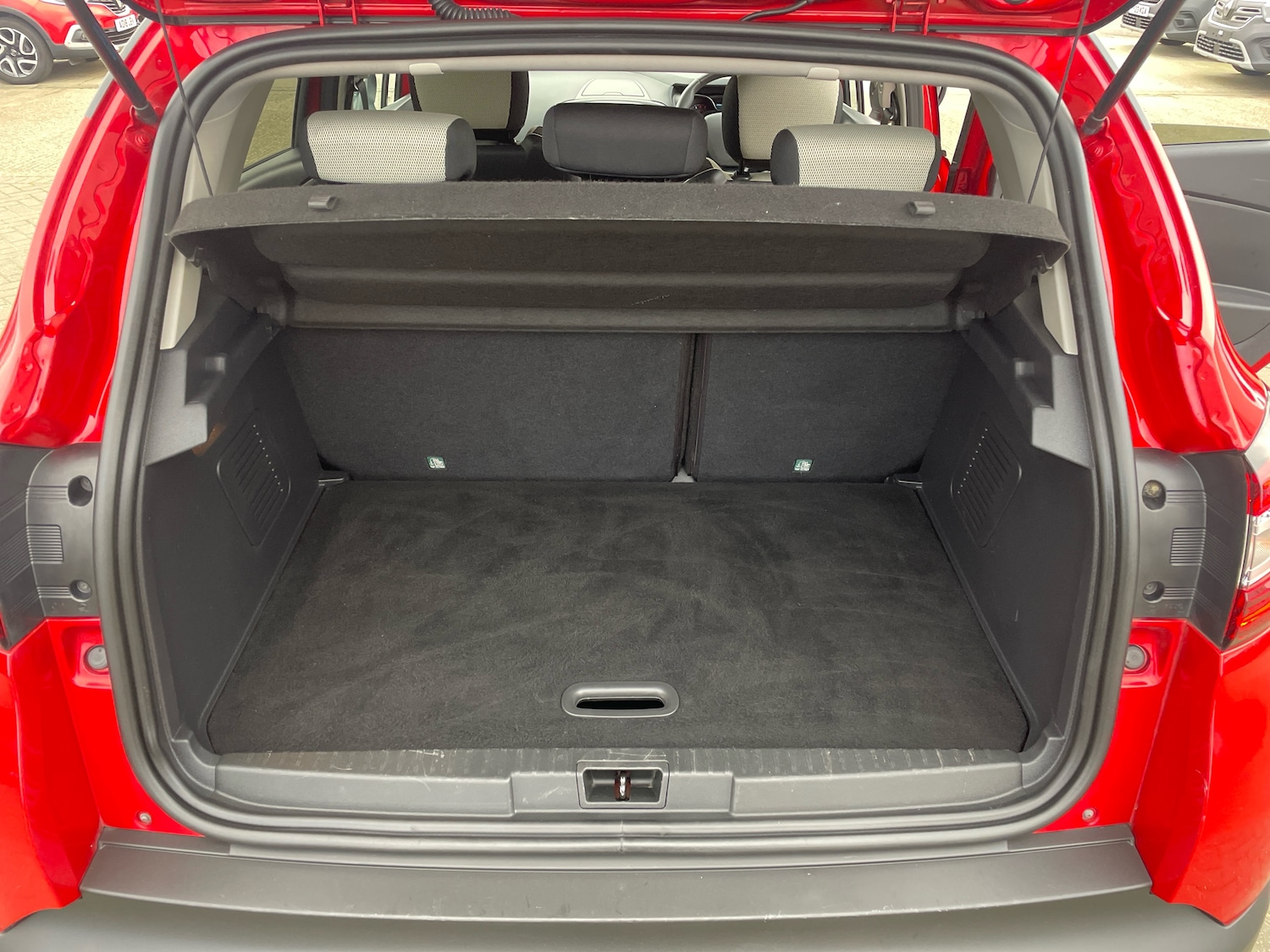 Used Renault Captur 2018 for sale - 77067945: Photo 9