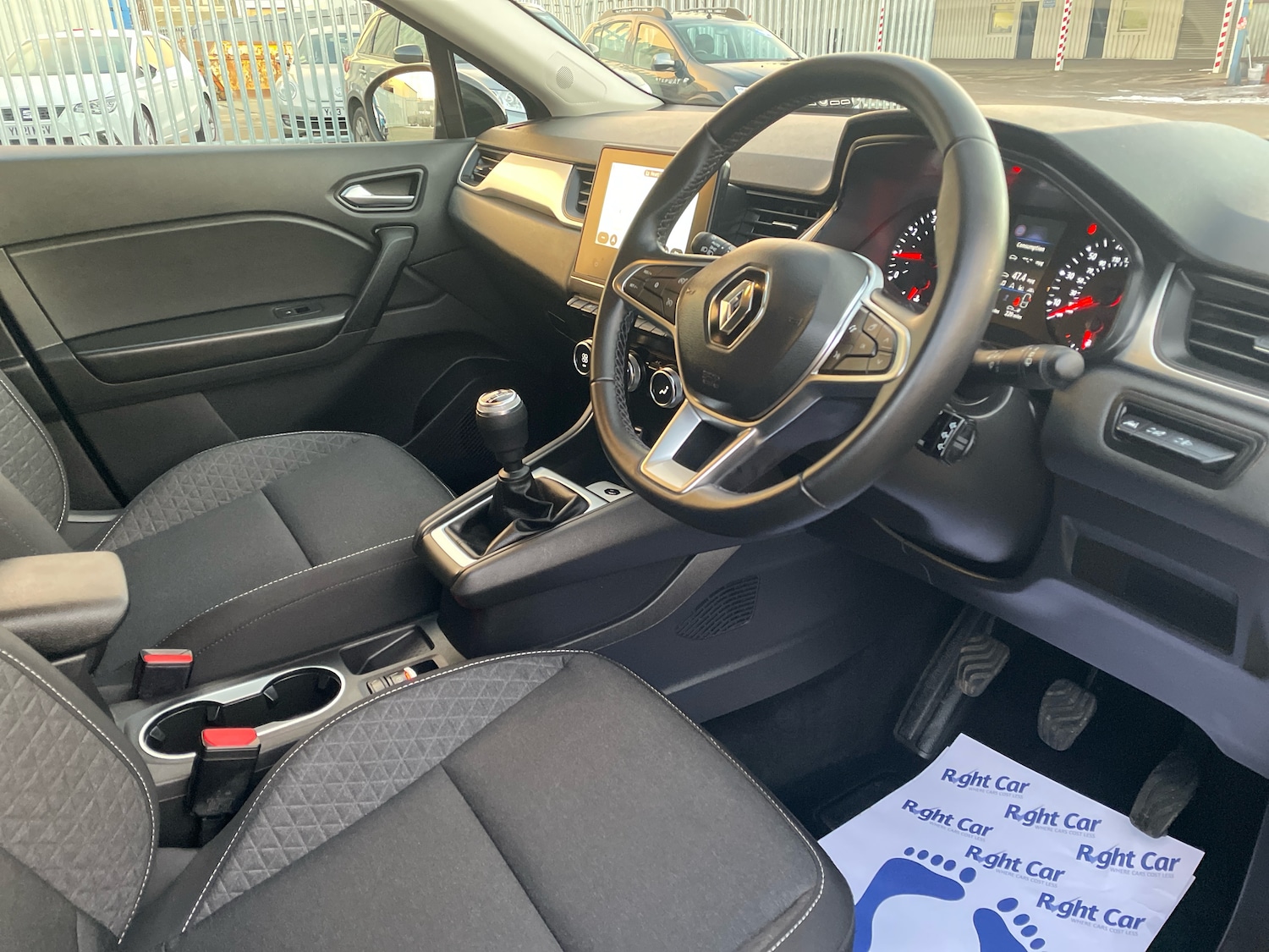 Used Renault Captur 2024 for sale - 77111693: Photo 6